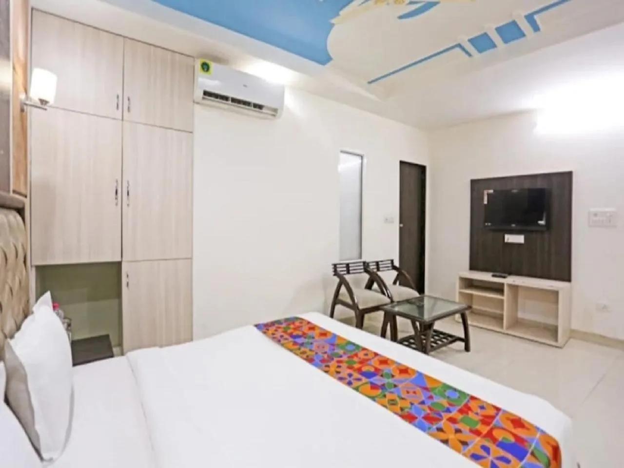 Hotel Teo Grand Near Delhi Airport New Delhi